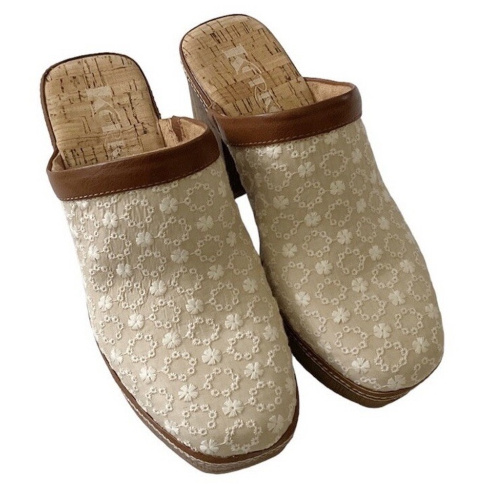 Kork-Ease Lori Congo Platform Embroidered Floral Boho Clogs